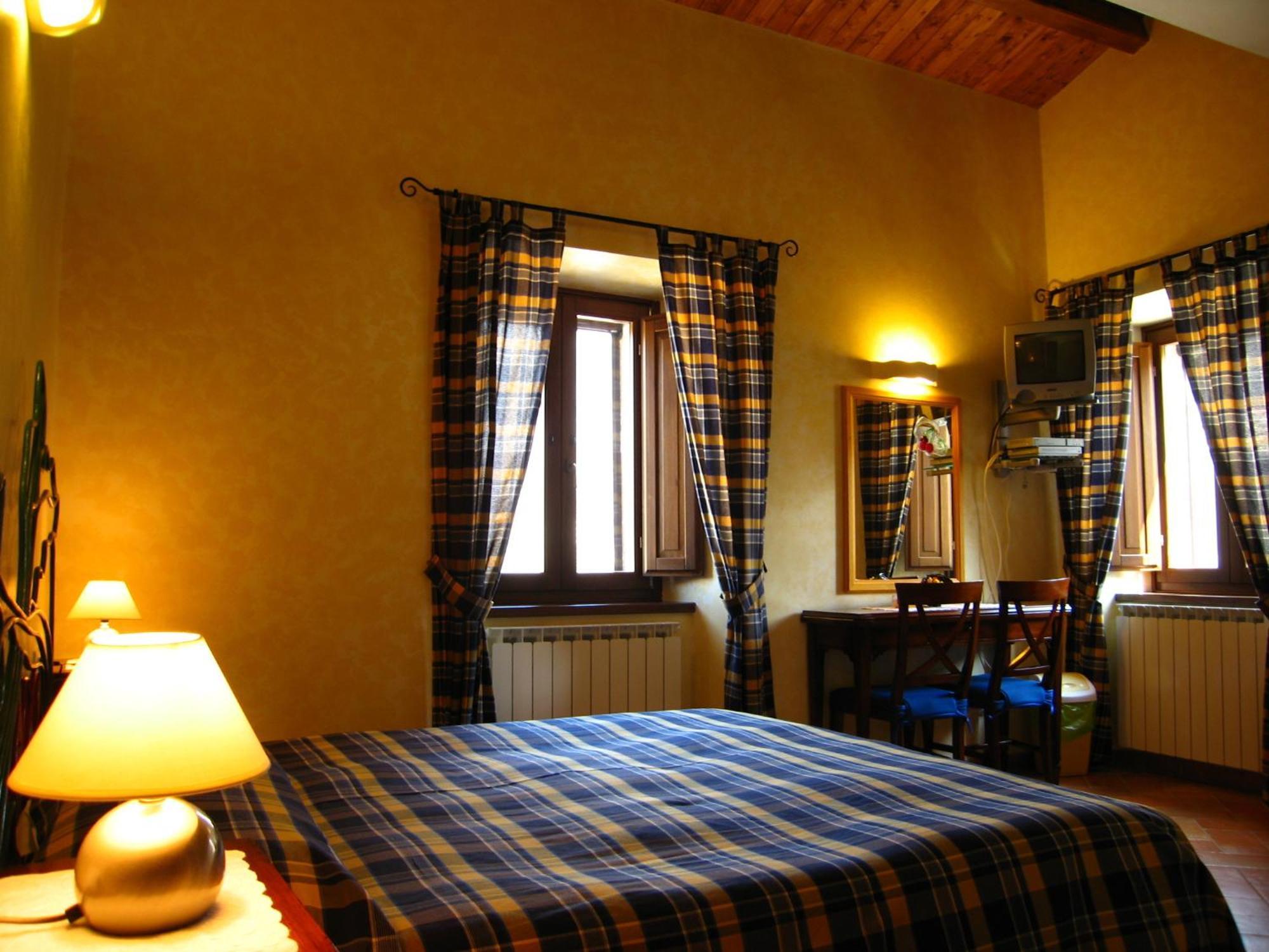 La Dimora Di D'Annunzio Bed & Breakfast Scanno Phòng bức ảnh