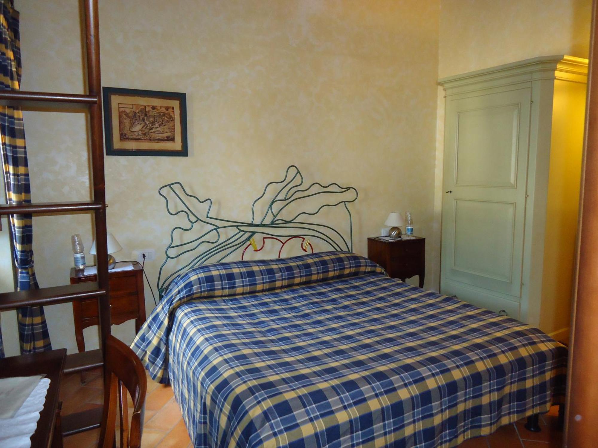 La Dimora Di D'Annunzio Bed & Breakfast Scanno Phòng bức ảnh